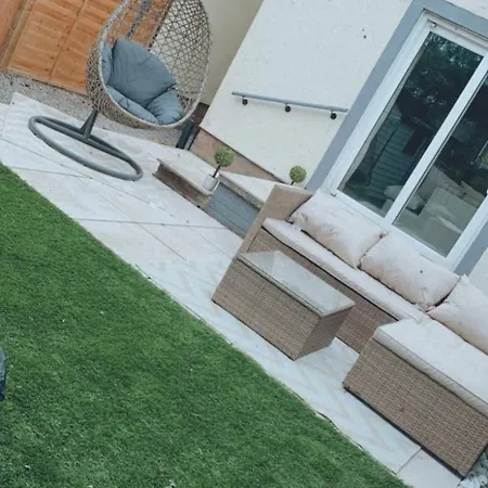 Holiday home Lakes Staycation